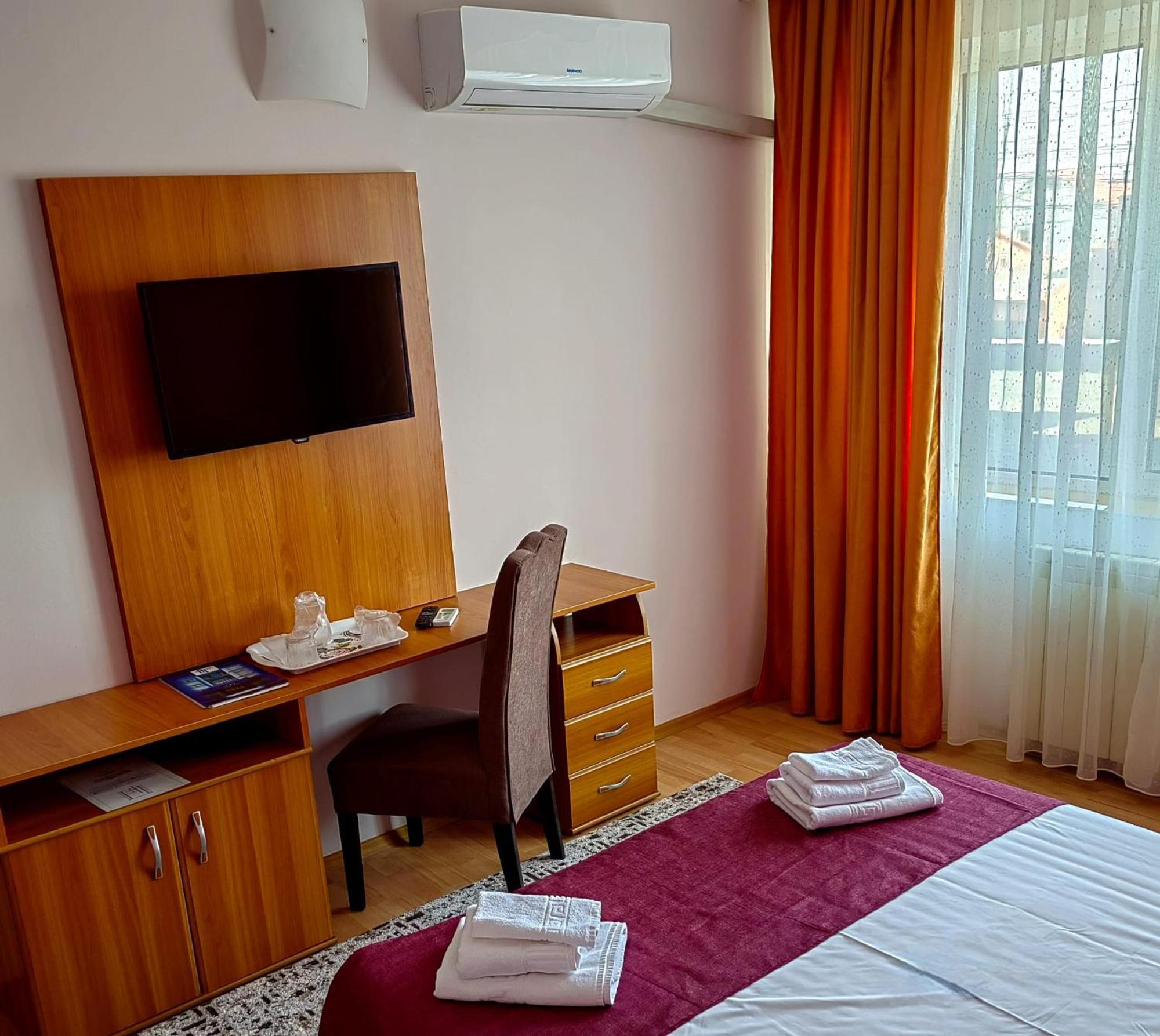 Hotel Triumph Braila Exterior photo