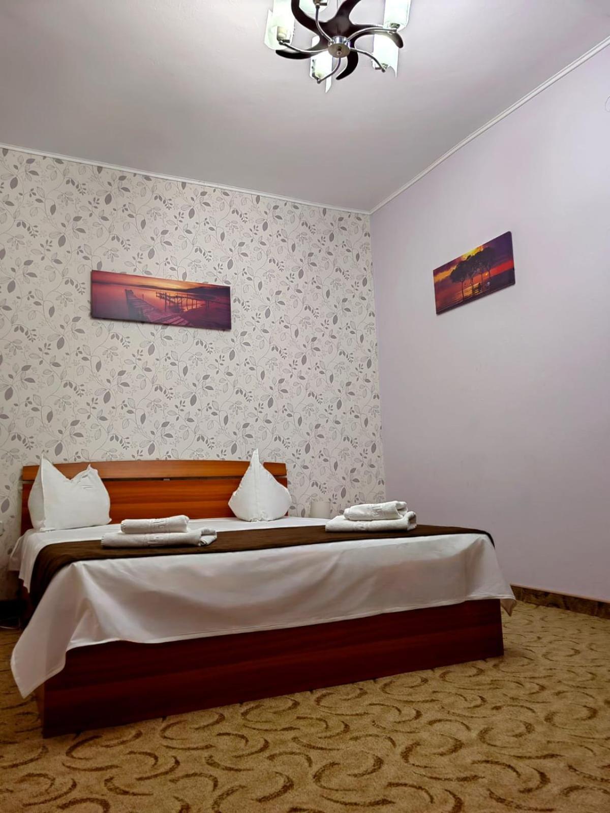 Hotel Triumph Braila Exterior photo